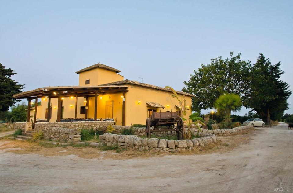 Agriturismo Torre Vendicari Noto Exteriör bild